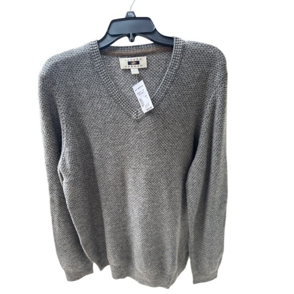 JOSEPH ABBOUD. NWT. L. Brown/Gray V-Neck Sweater. Wool blend. Lightweight.